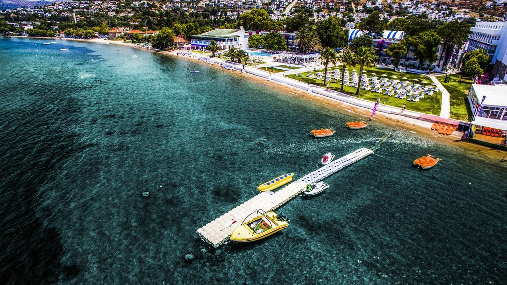Club Blue White All Inclusive Тургутрейс Экстерьер фото