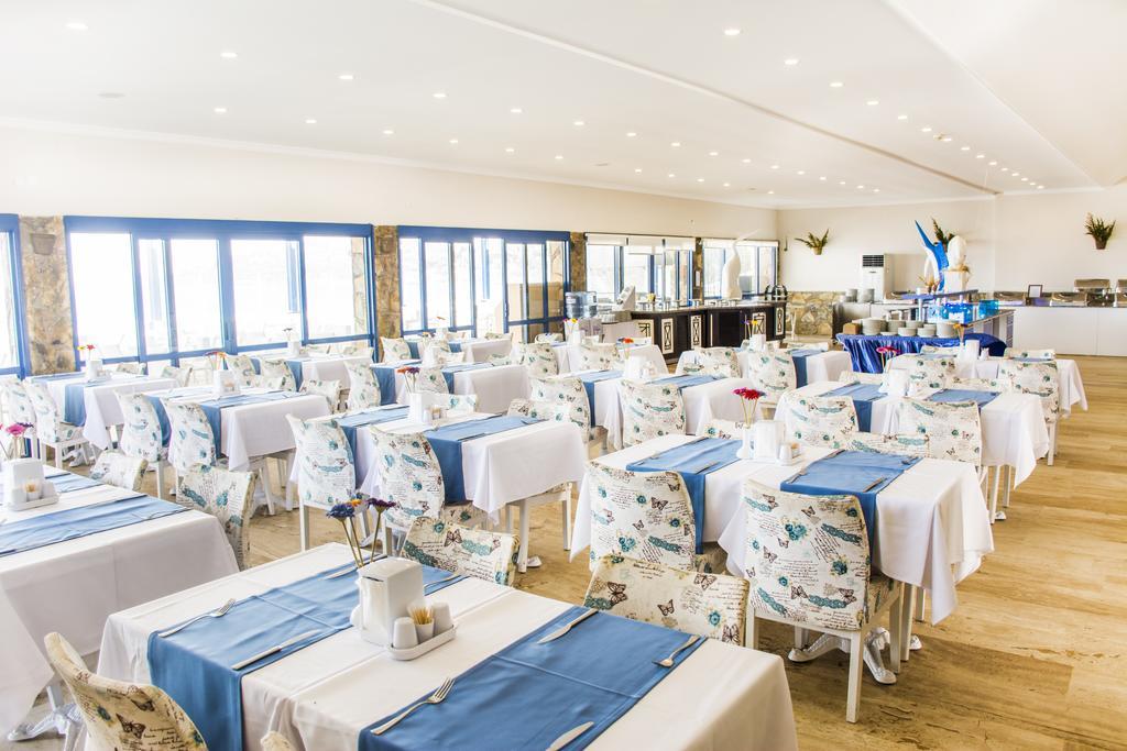 Club Blue White All Inclusive Тургутрейс Экстерьер фото