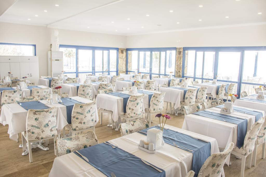 Club Blue White All Inclusive Тургутрейс Экстерьер фото