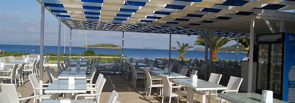 Club Blue White All Inclusive Тургутрейс Экстерьер фото